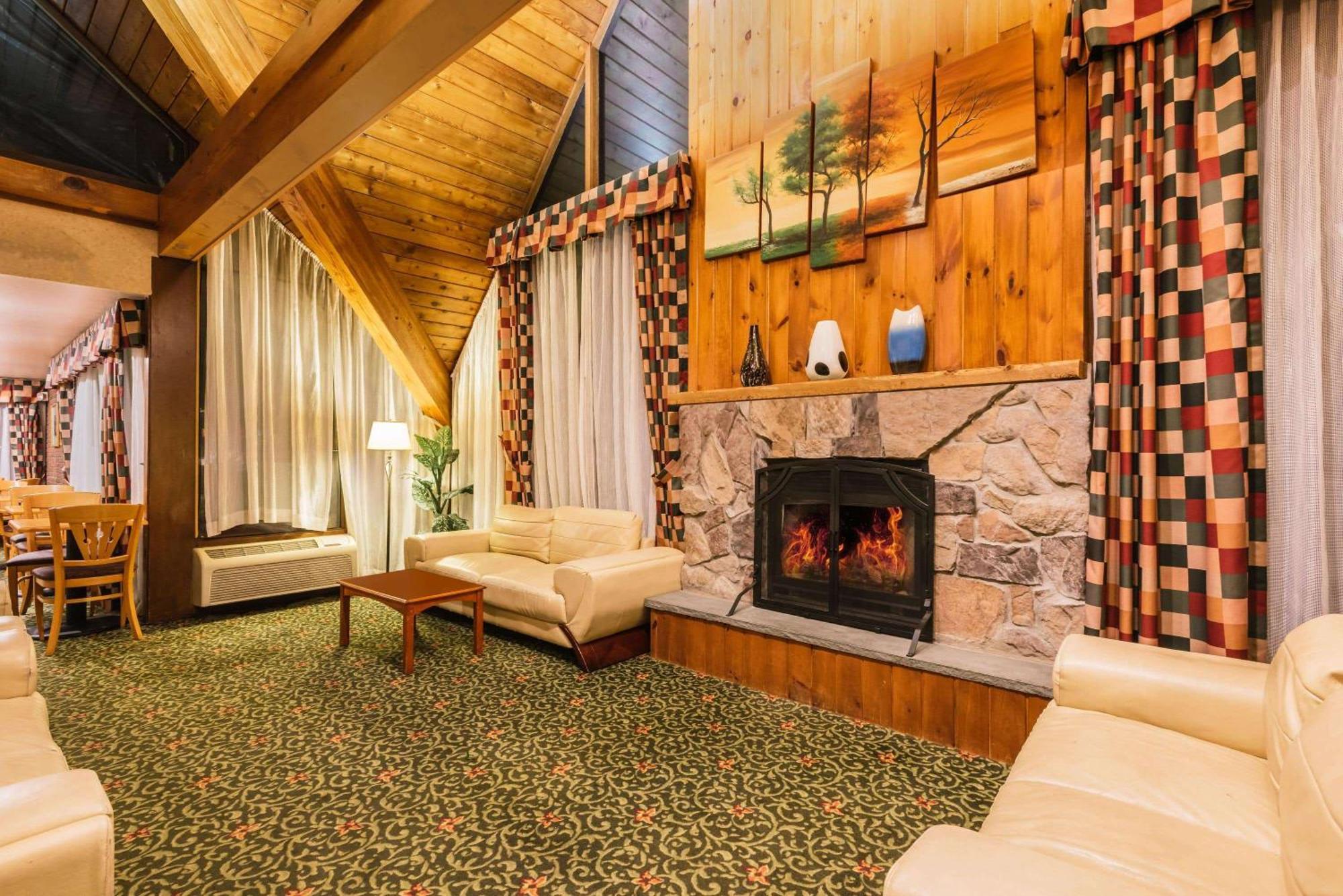 Days Inn By Wyndham Rutland/Killington Area Kültér fotó
